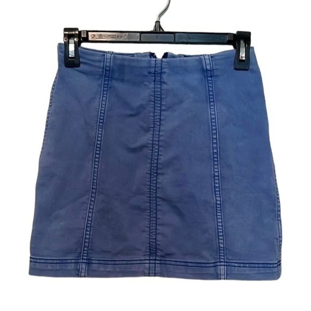 Free People blue denim mini skirt zipper back size 2
